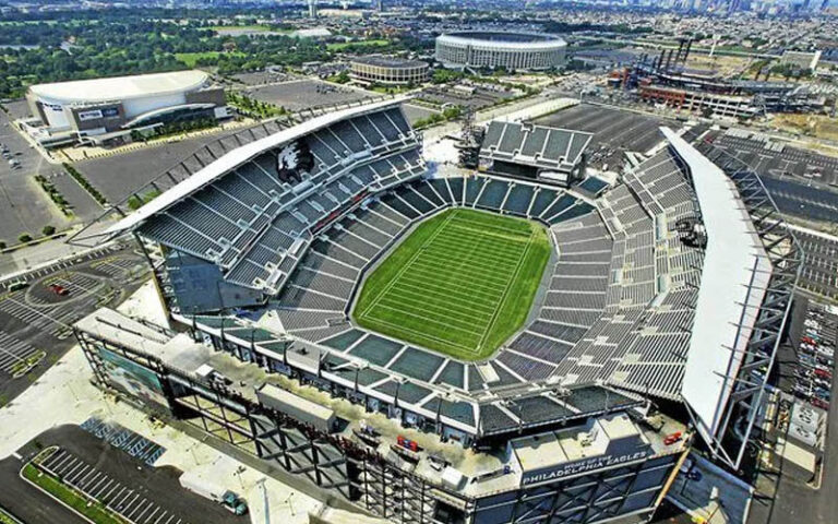 欧洲冠军联,赛对决,埃因霍温迎,足彩,体彩,彩票,体育彩票,足球彩票,彩票合买,大发彩票