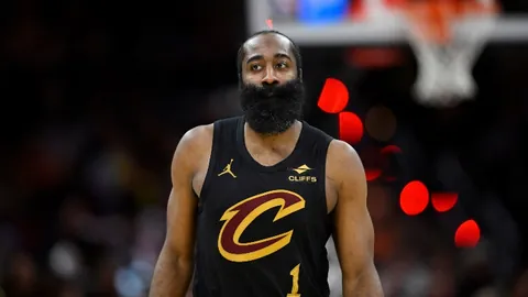 大洛：语言受限，字母哥多面才能仍待发掘